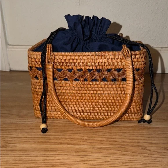 Navy and Tan Woven Tote Bag - Picture 6 of 8
